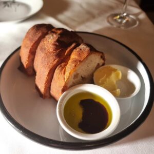 קוצ'ינה הס 4 מסעדה