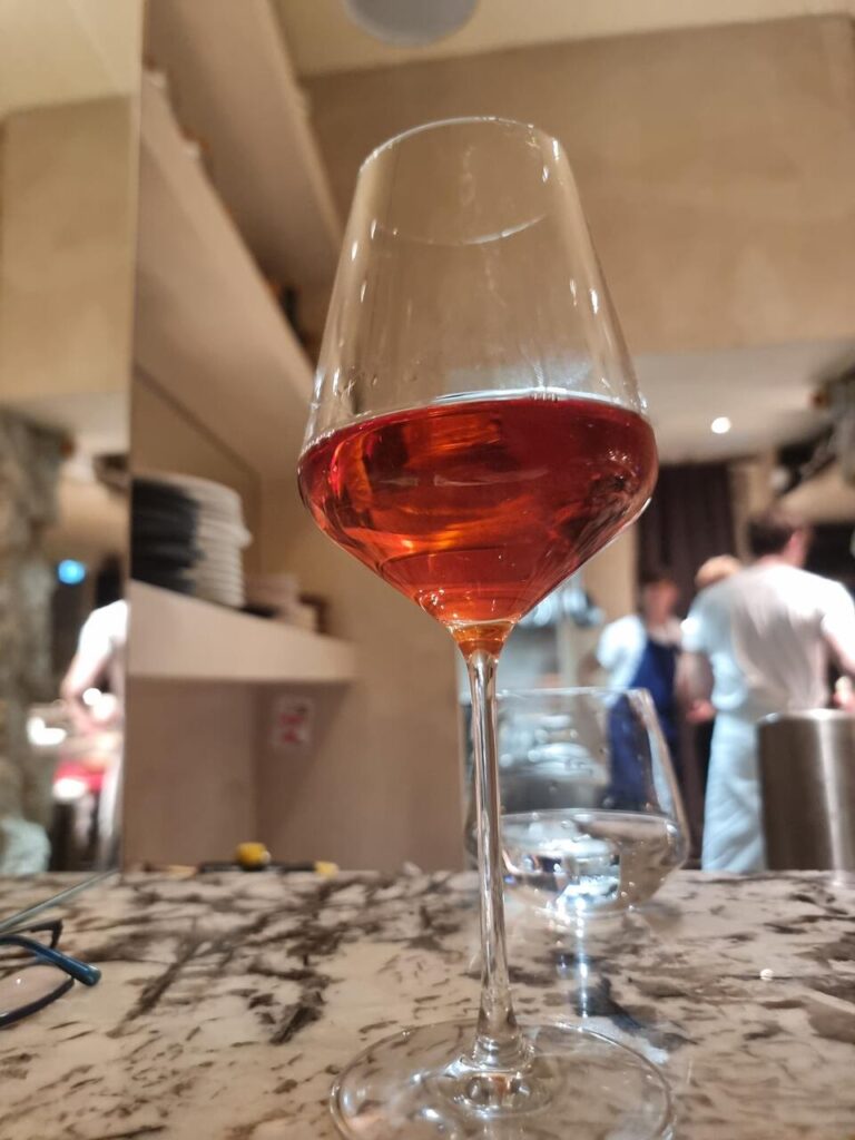 יין כתום טבעי