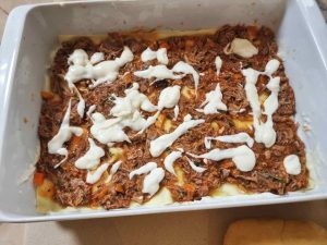 הרכבת הלזניה בתבנית