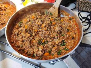 בשר טלה ברוטב